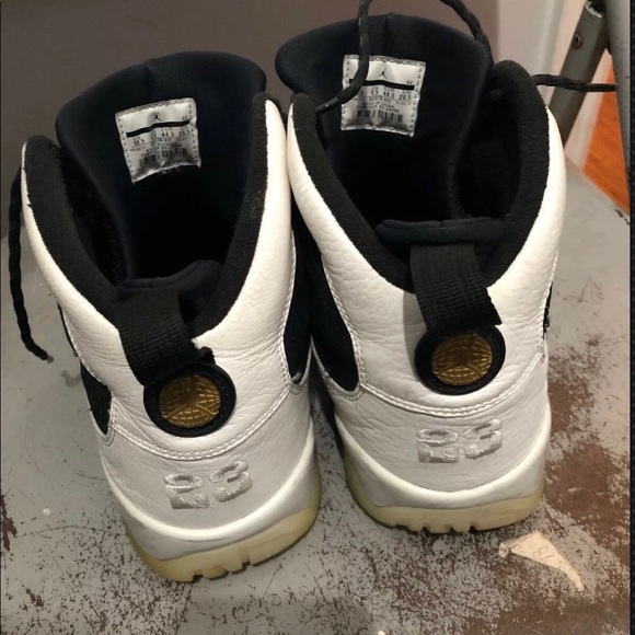 City of flight Jordan 9’s - Picture 3 of 5